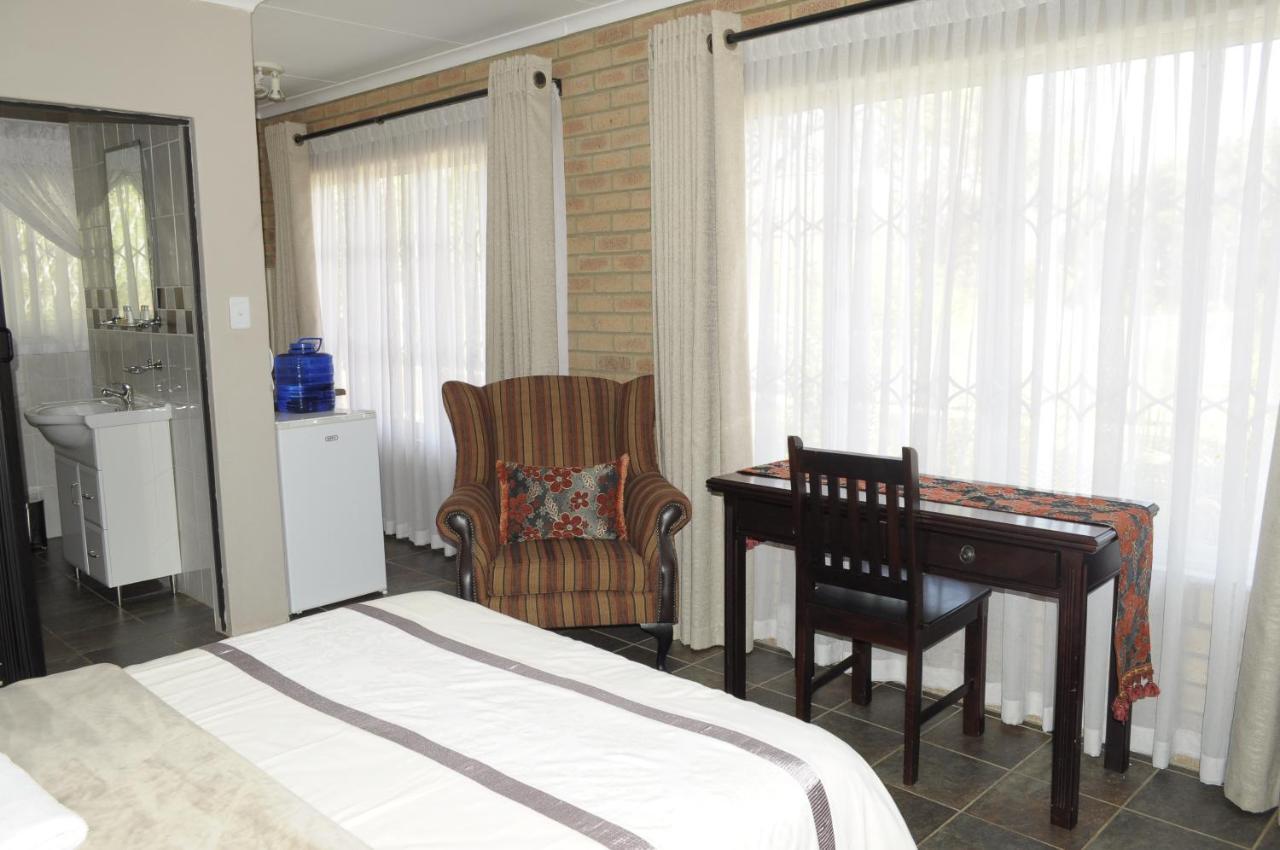 @Home Guest House Rustenburg Exterior photo